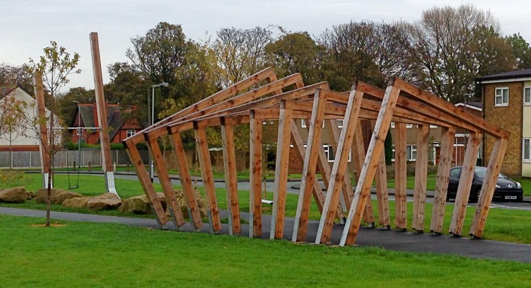 Newton Twisting Frame and Swing